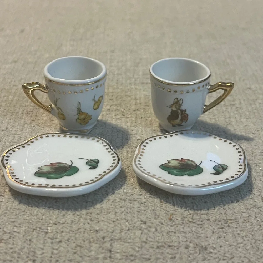Beatrix Potter Peter Rabbit Benjamin Bunny 10 Piece Mini Tea Set Porcelain Gold